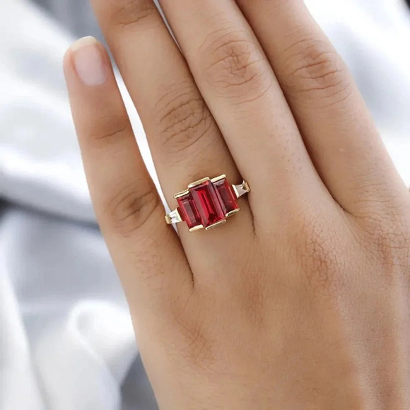 Padparadscha Sapphire and White Topaz Ring 18kt YG Over 925 Sterling Silver - Picture 2 of 7